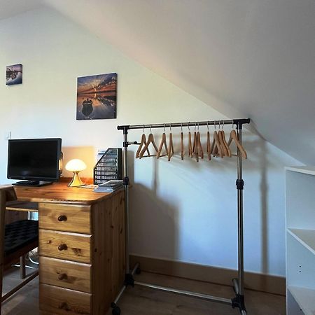 Lomener - La Goelette - 1 Appartement Avec 2 Chambres Et 2 Studios A 450M De La Plage Пломер Екстериор снимка