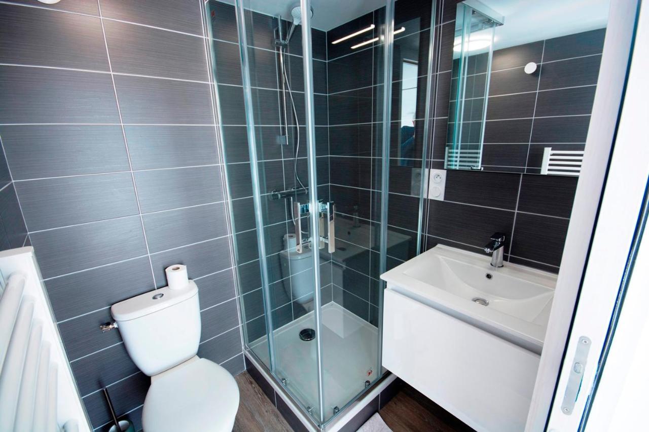 Lomener - La Goelette - 1 Appartement Avec 2 Chambres Et 2 Studios A 450M De La Plage Пломер Екстериор снимка