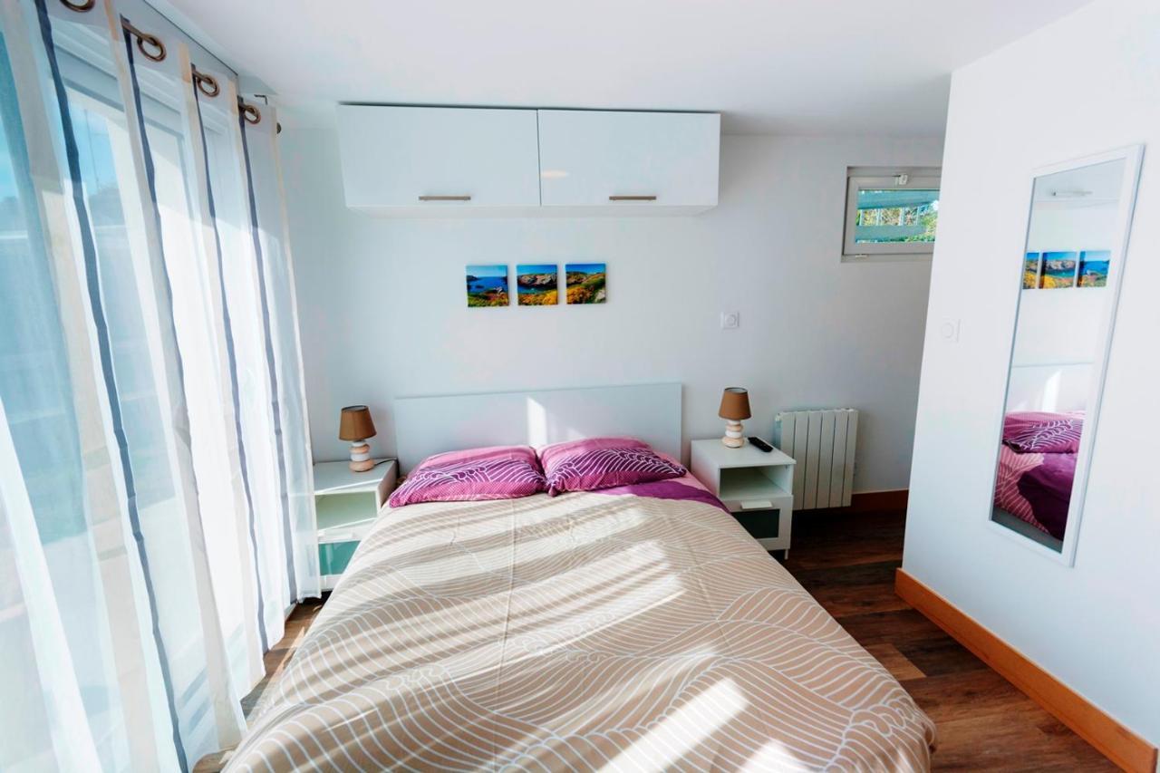 Lomener - La Goelette - 1 Appartement Avec 2 Chambres Et 2 Studios A 450M De La Plage Пломер Екстериор снимка