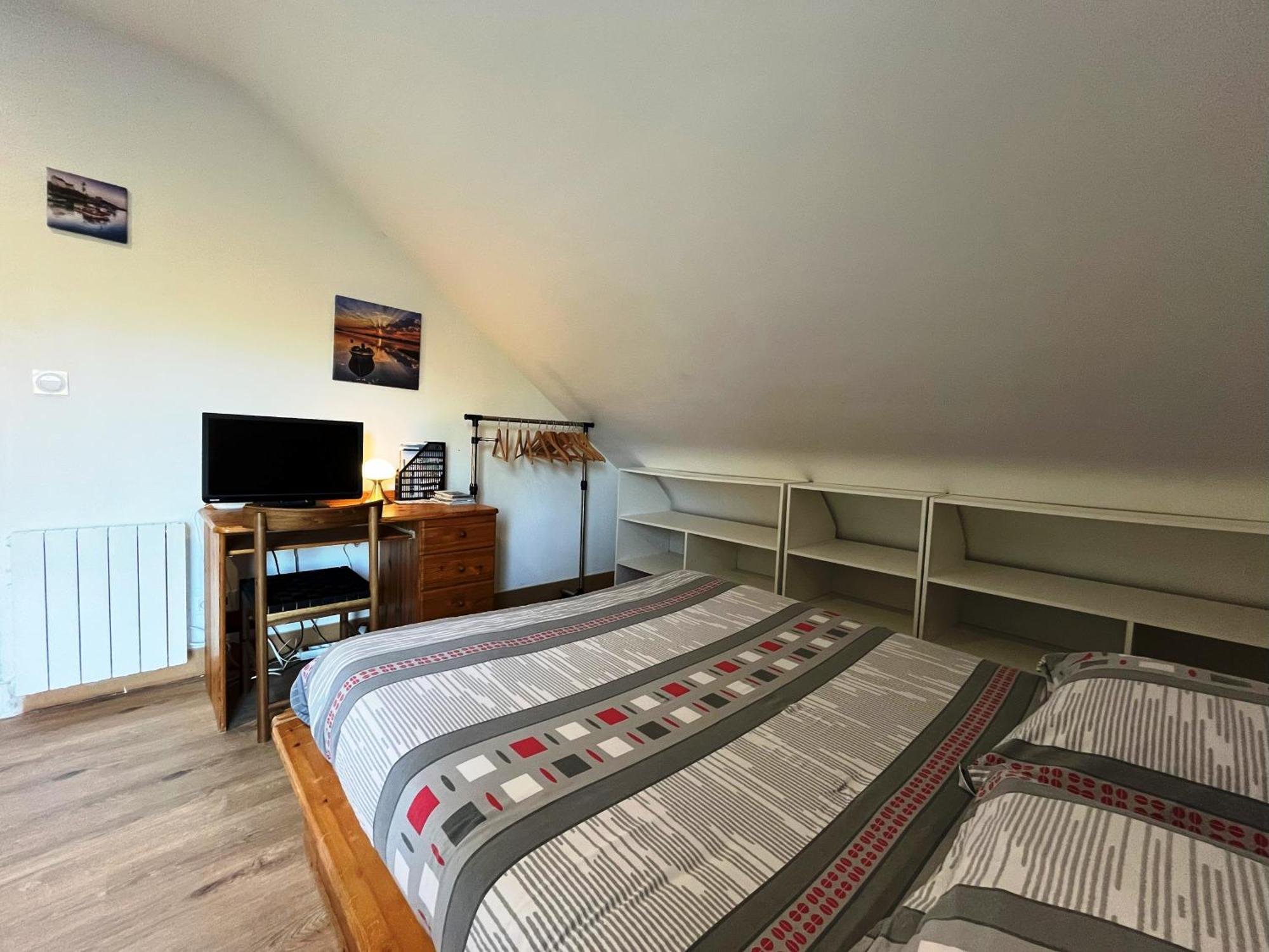 Lomener - La Goelette - 1 Appartement Avec 2 Chambres Et 2 Studios A 450M De La Plage Пломер Екстериор снимка
